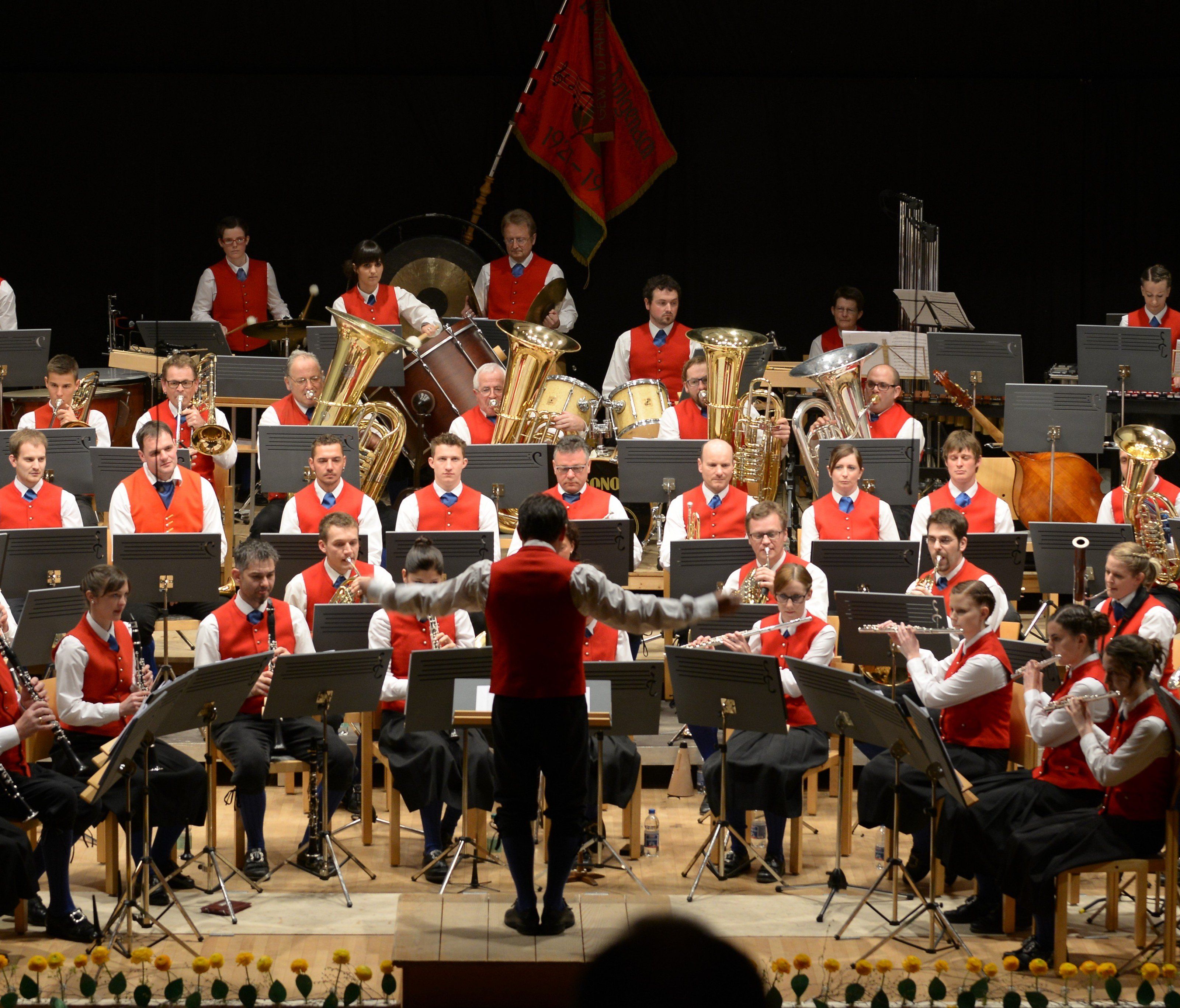 Musikanten und Sänger freuen sich auf viele Besucher bei den Frühjahrskonzerten. Musikanten und Sänger freuen sich auf viele Besucher bei den Frühjahrskonzerten.