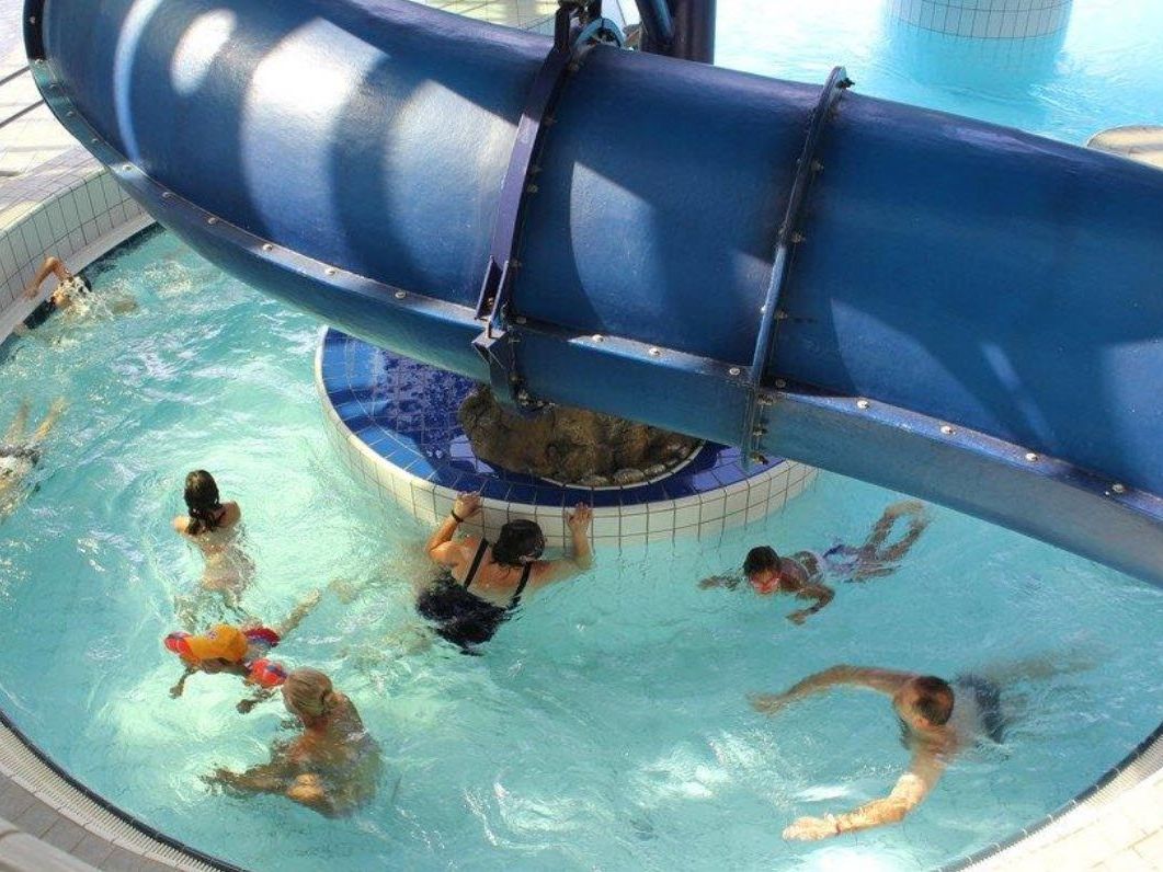 Der Vorfall geschah im Hallenbad in Hütteldorf in Wien-Penzing Der Vorfall geschah im Hallenbad in Hütteldorf in Wien-Penzing