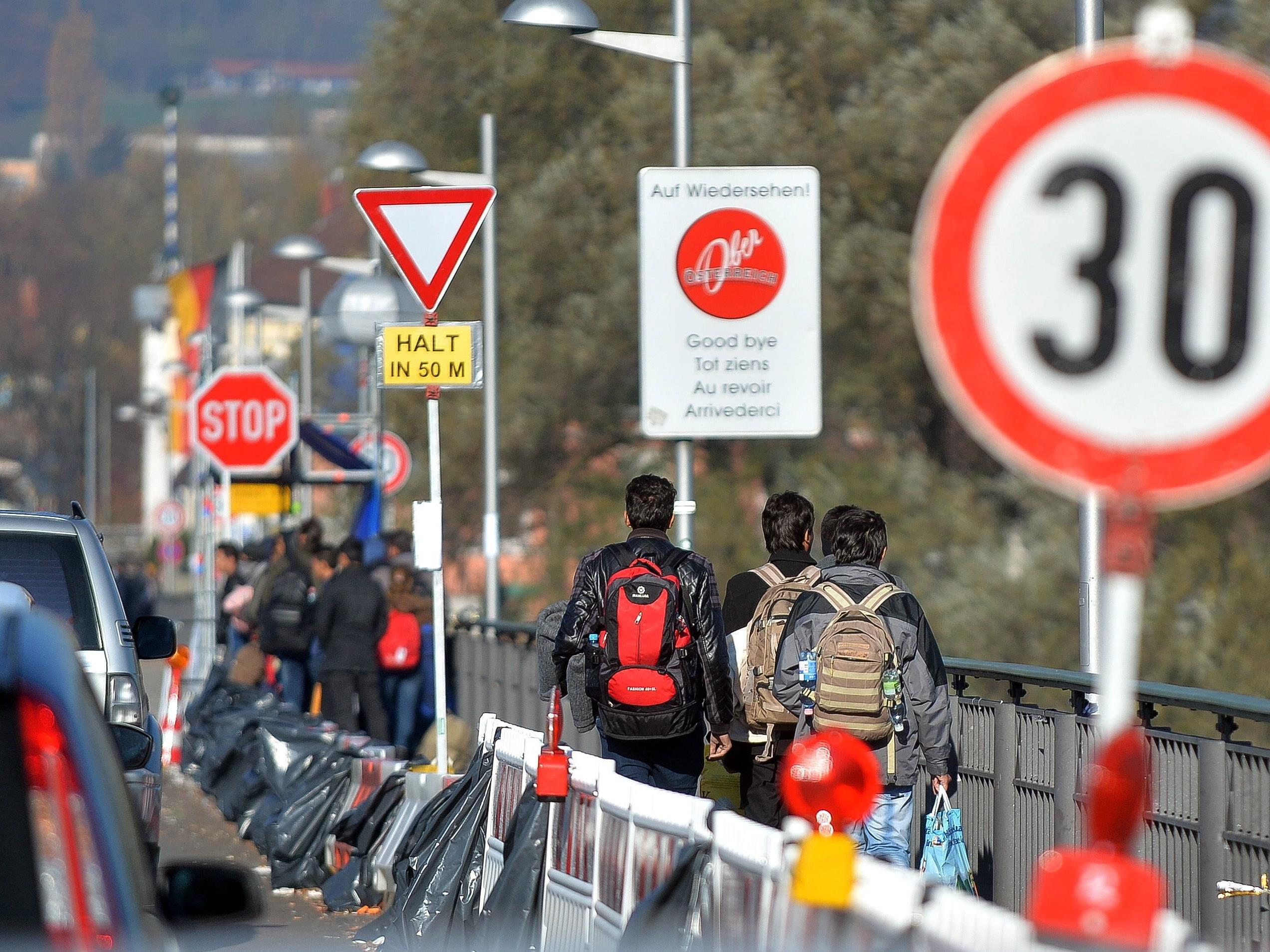 Sollten freilich an allen österreichischen Grenzen Personenkontrollen eingeführt werden, so wären die Effekte laut ifo größer.