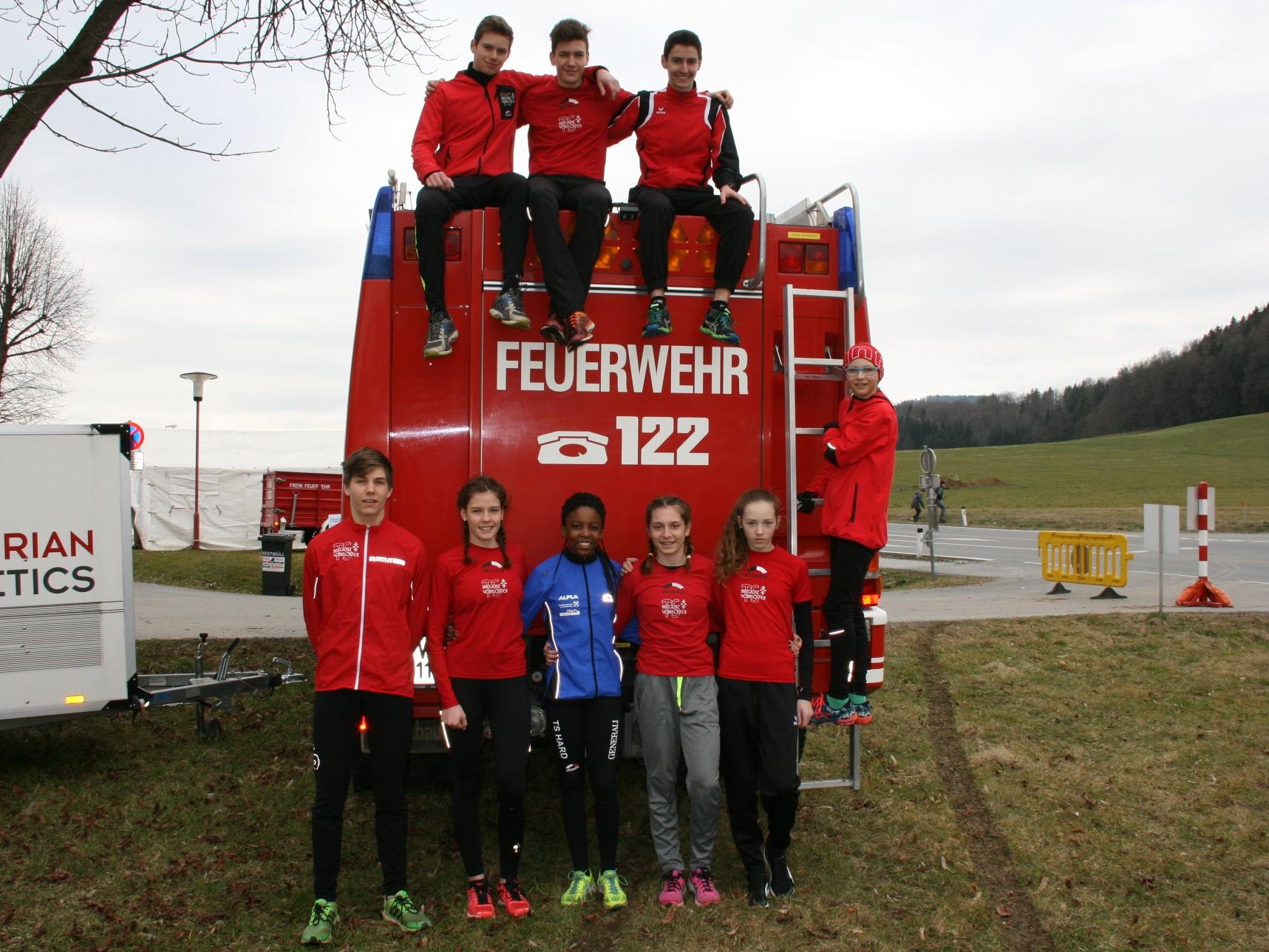 Die Teilnehmer der TS Bregenz-Vorkloster an den Crosslauf-Titelkämpfen in Köflach.