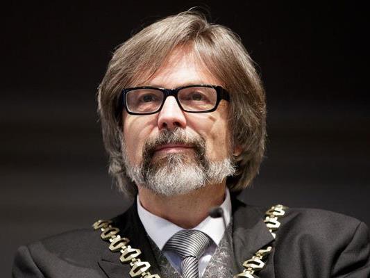 Angewandte-Direktor Gerald Bast zu den Neuerungen. Angewandte-Direktor Gerald Bast zu den Neuerungen.