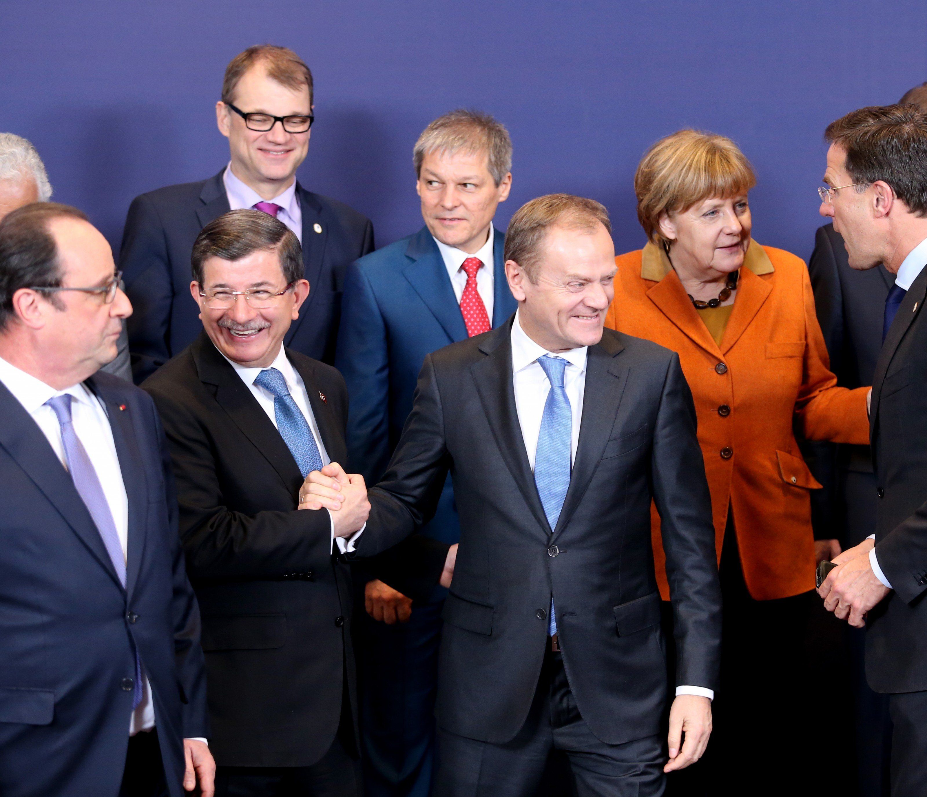 EU-Politiker hatten Ankara vorgehalten, nicht genug für die Eindämmung des Flüchtlingsstroms in Richtung Griechenland zu tun. EU-Politiker hatten Ankara vorgehalten, nicht genug für die Eindämmung des Flüchtlingsstroms in Richtung Griechenland zu tun.