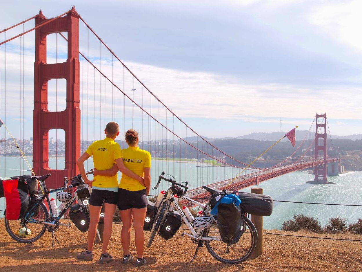 Florian Prüller und Klara Prinz-Prüller auf ihrer Hochzeitsreise mit dem Fahrrad um die Welt. Florian Prüller und Klara Prinz-Prüller auf ihrer Hochzeitsreise mit dem Fahrrad um die Welt.