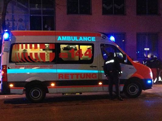 Brutale Auseinandersetzung am Handelskai - mehrere Verletzte. Brutale Auseinandersetzung am Handelskai - mehrere Verletzte.