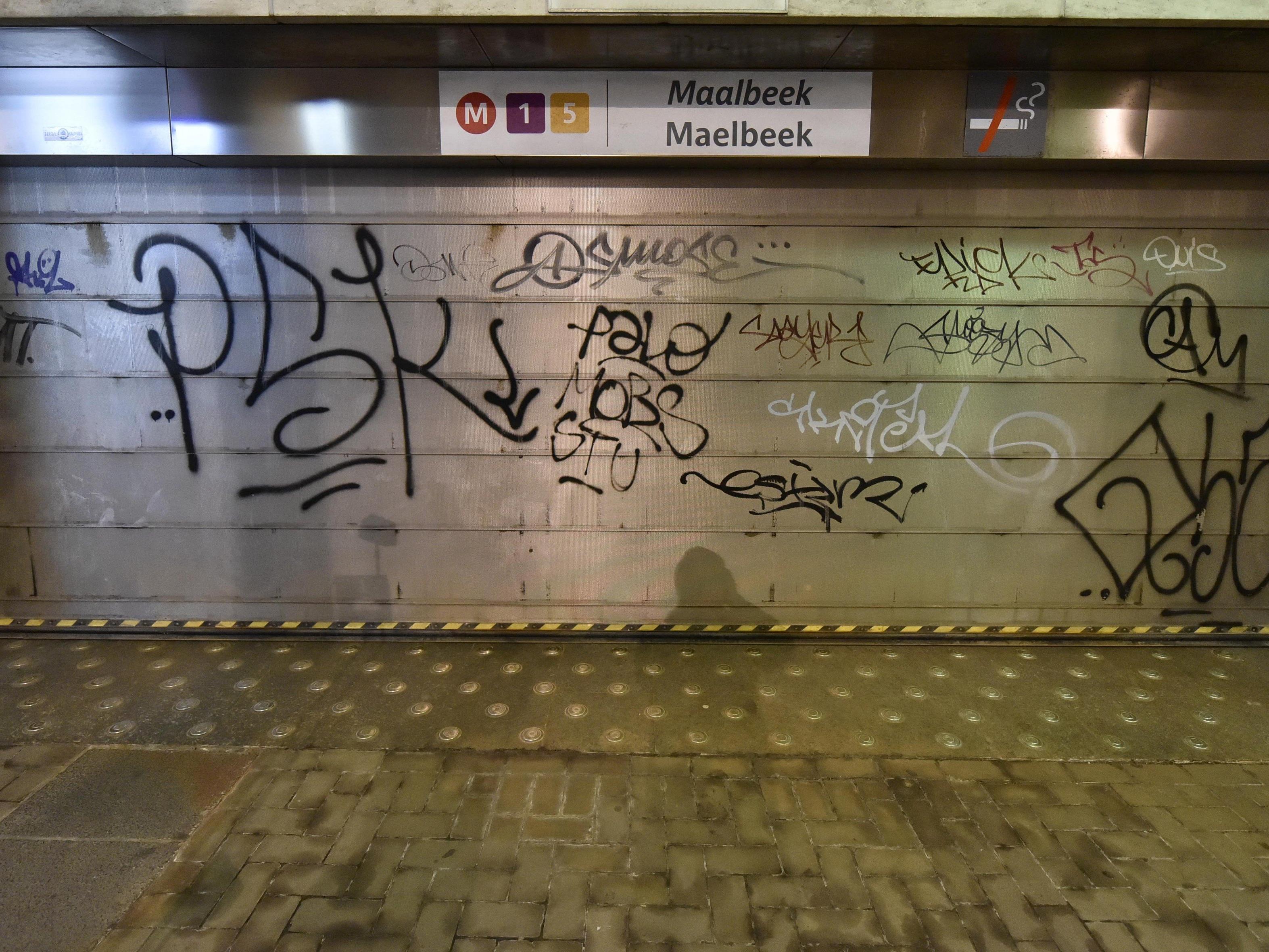 Bei dem Anschlag in einer U-Bahn in der Station Maelbeek mitten im EU-Viertel kamen am Dienstag nach jüngsten Angaben 20 Menschen ums Leben.