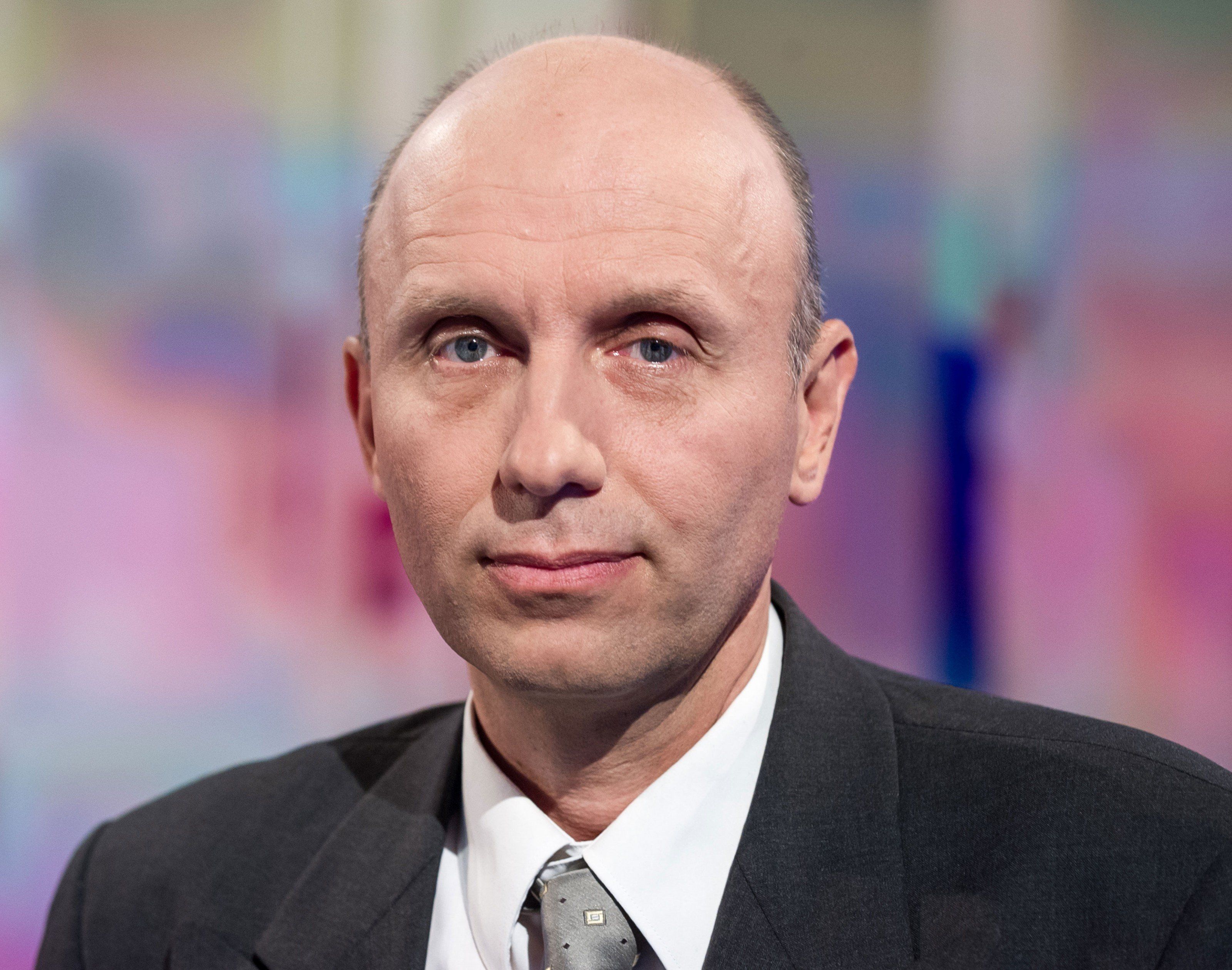 Robert Marschall (EUAUS) hat seinen Wahlvorschlag eingereicht. Robert Marschall (EUAUS) hat seinen Wahlvorschlag eingereicht.