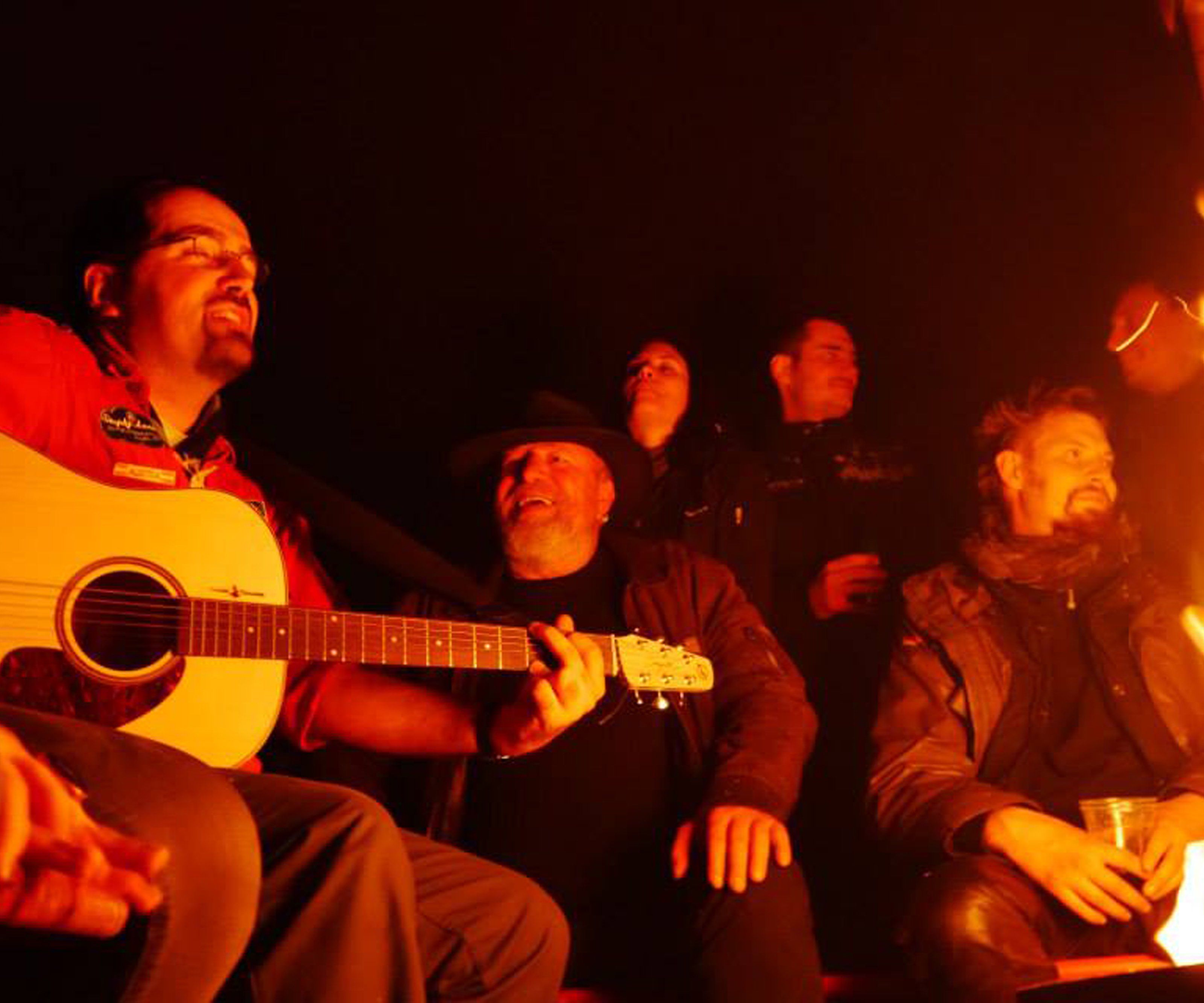 gemütliches Zusammensein in der Jurte gemütliches Zusammensein in der Jurte