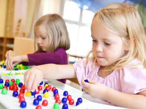 Rahmenbedingungen in Kindergärten soll verbessert werden.