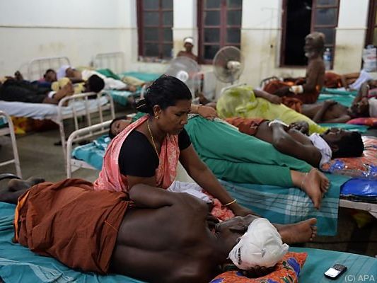 Mehr als 300 Menschen wurden bei dem Brand verletzt Mehr als 300 Menschen wurden bei dem Brand verletzt