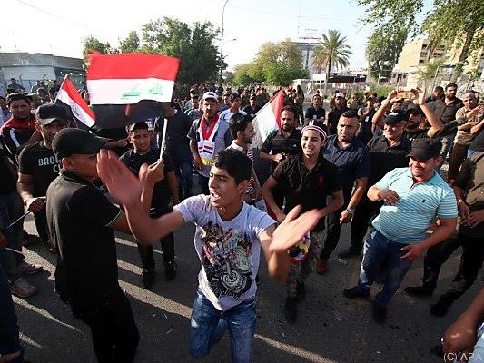Al-Sadrs Anhänger protestierten in Bagdad