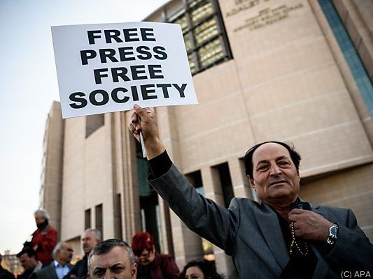 Freiheit der Medien ist in der Türkei bedroht Freiheit der Medien ist in der Türkei bedroht