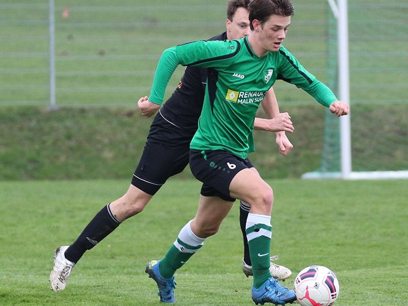 Hartmann Fabian stand wieder in der Startelf Hartmann Fabian stand wieder in der Startelf