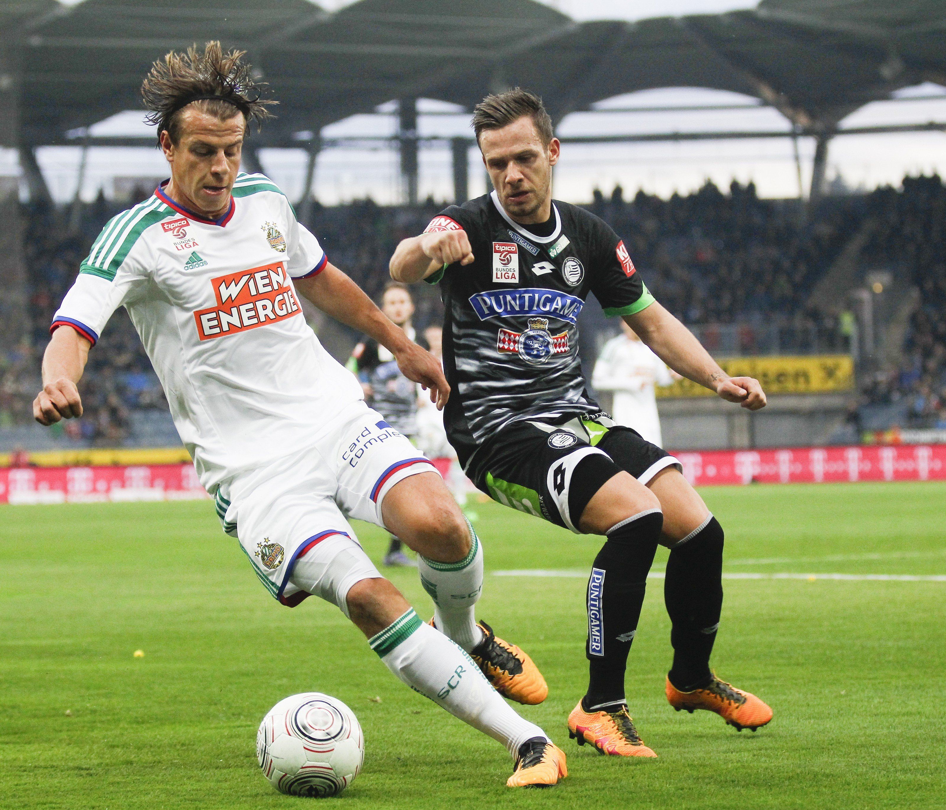 Rapid und Sturm treffen in Wien zum letzten Mal in dieser Saison aufeinander. Rapid und Sturm treffen in Wien zum letzten Mal in dieser Saison aufeinander.