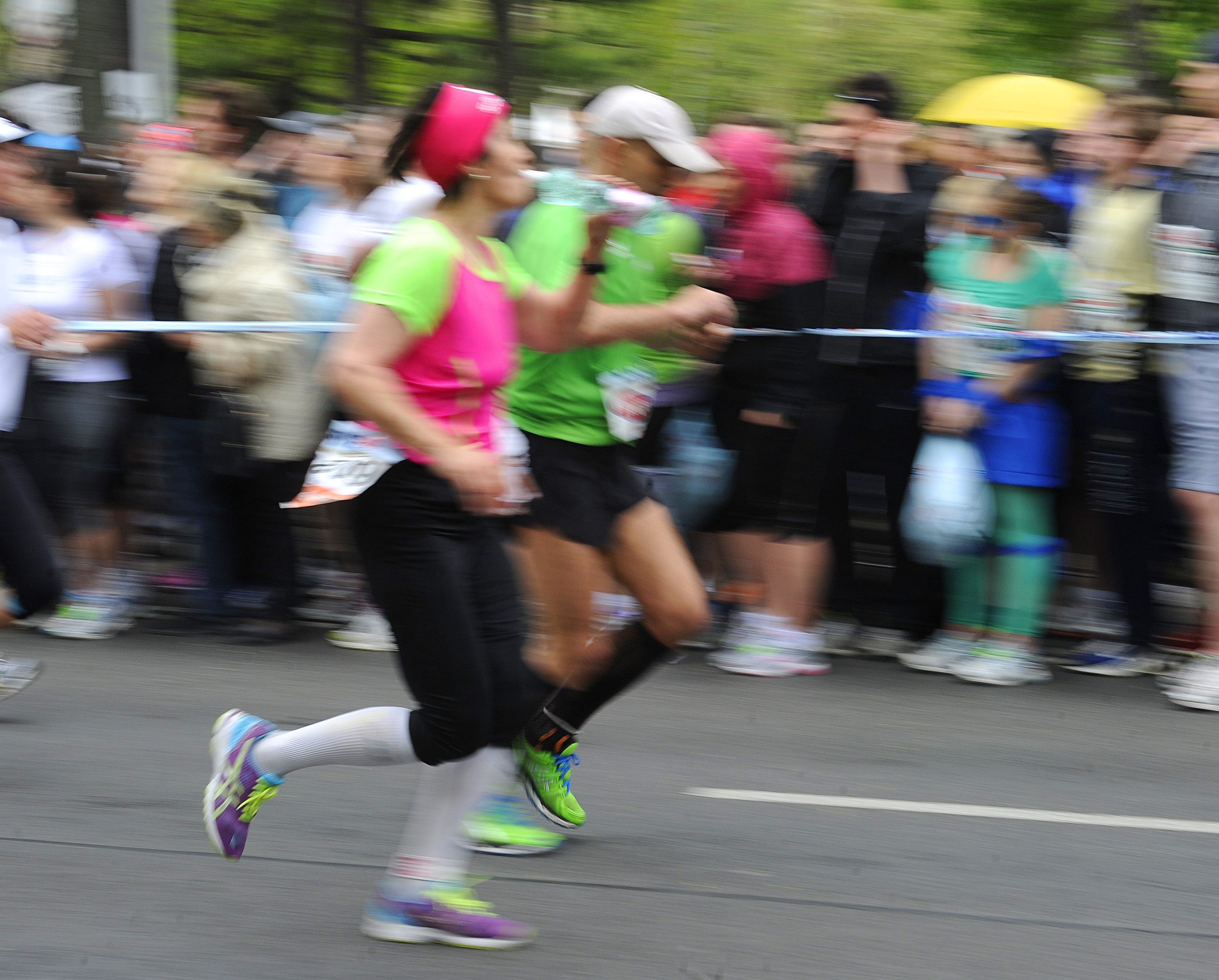 LIVE-Ticker zum Wien-Marathon 2016 ab 08.00 Uhr. LIVE-Ticker zum Wien-Marathon 2016 ab 08.00 Uhr.