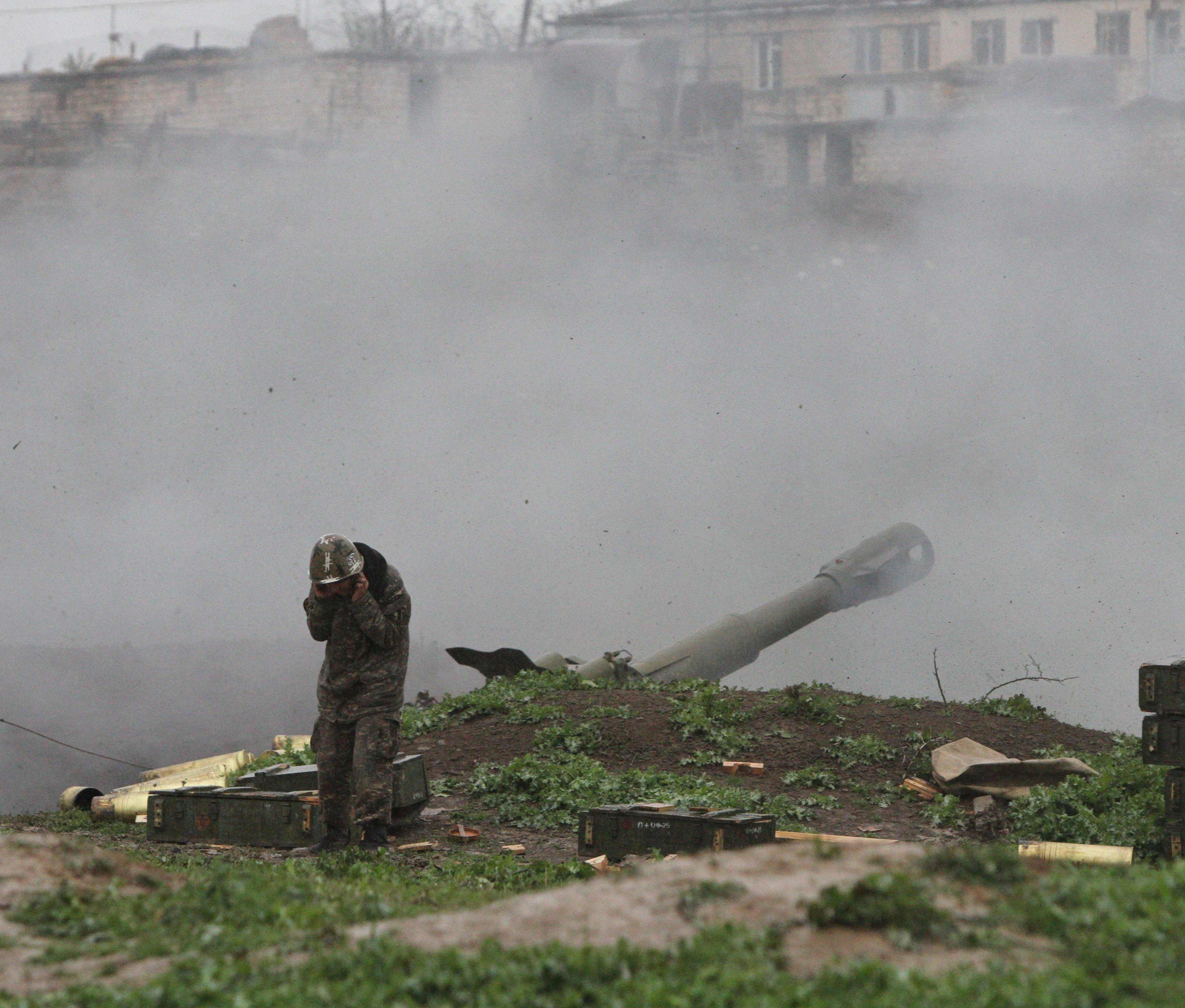 Zahl der seit Samstag bestätigten Toten stieg auf mindestens 33. Zahl der seit Samstag bestätigten Toten stieg auf mindestens 33.