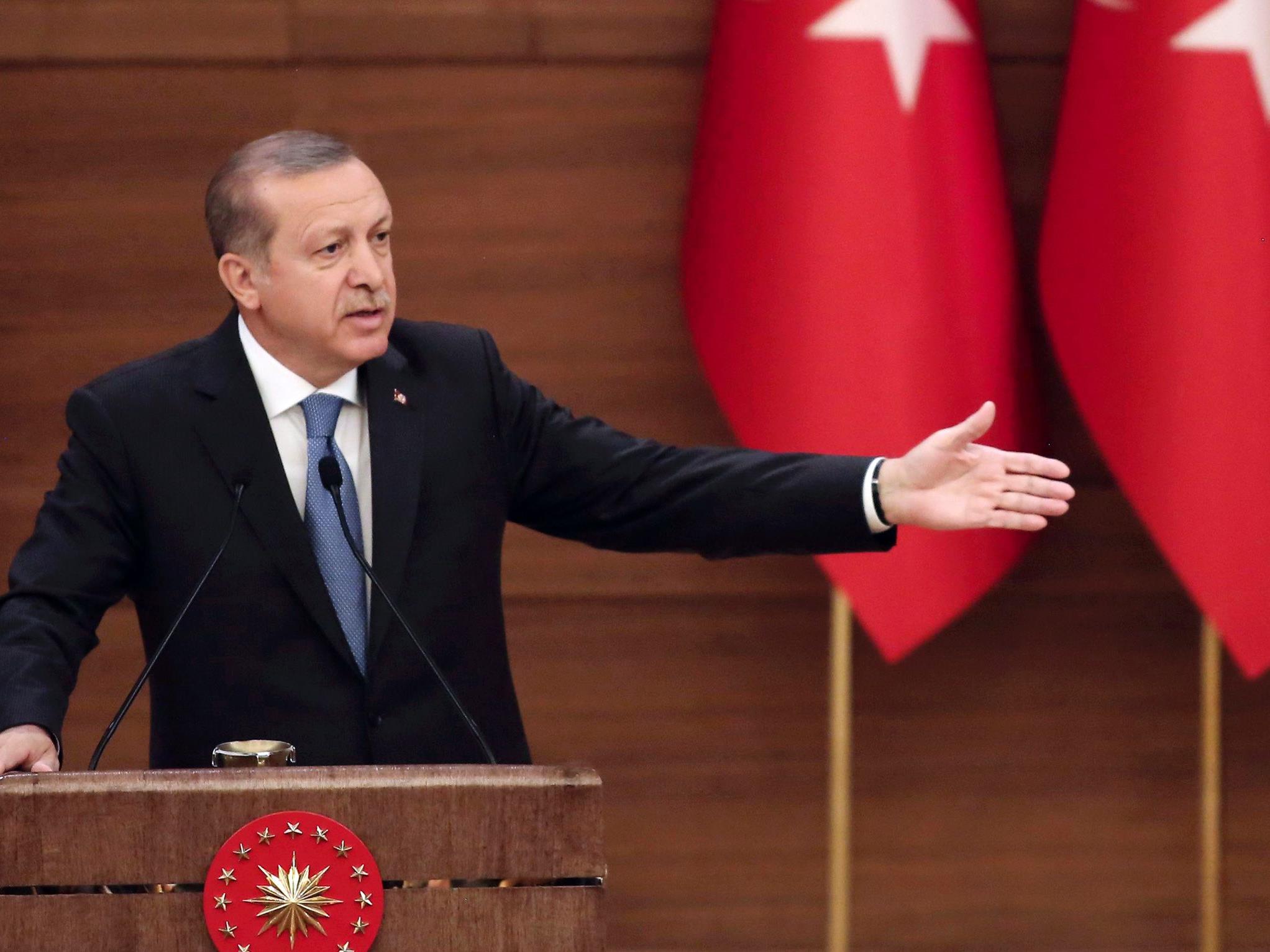 Der türkische Präsident Recep Tayyip Erdogan veranlasst immer wieder die Abschiebung von Journalisten.