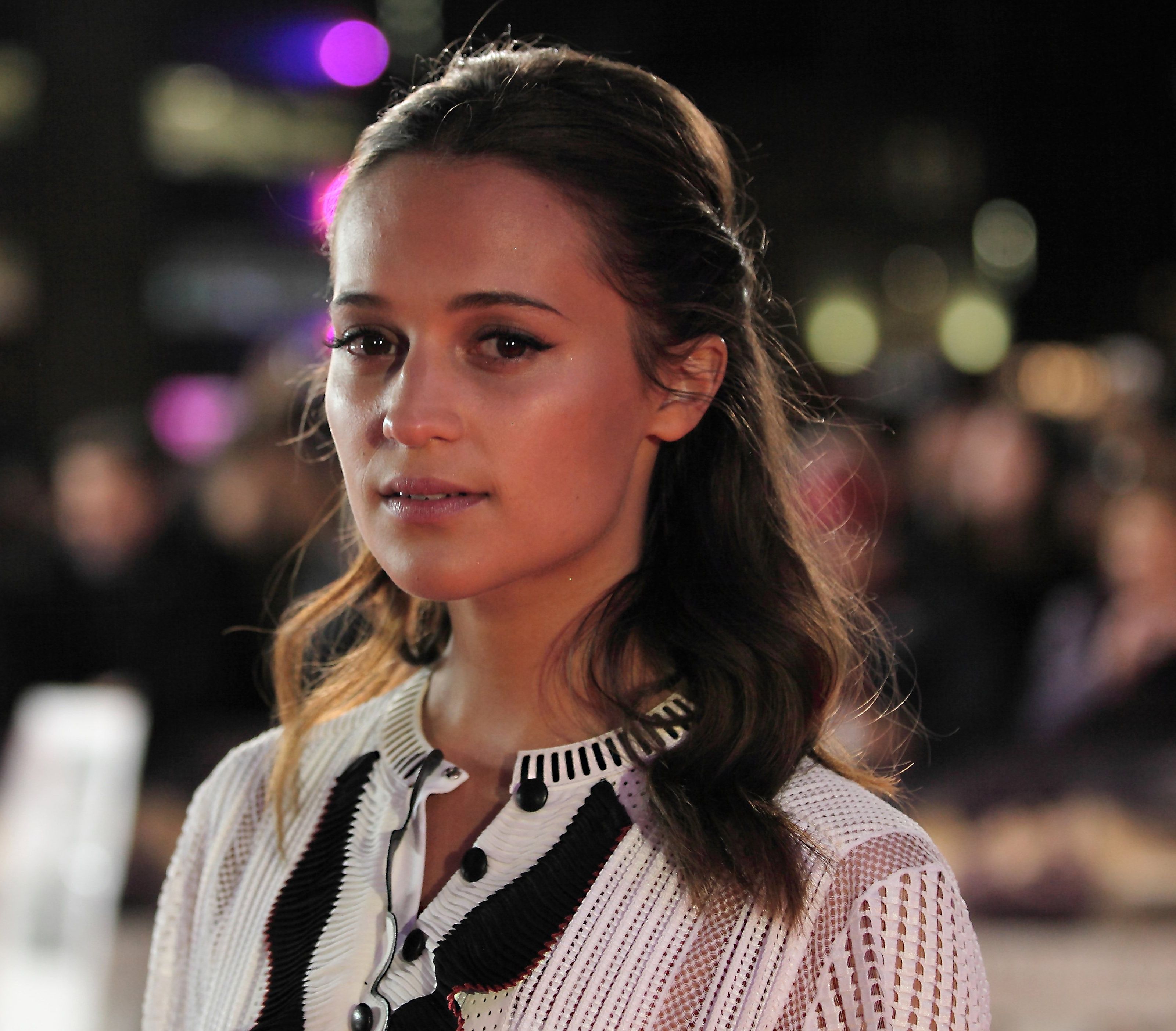 Oscar-Preisträgerin Alicia Vikander wird Lara Croft. Oscar-Preisträgerin Alicia Vikander wird Lara Croft.