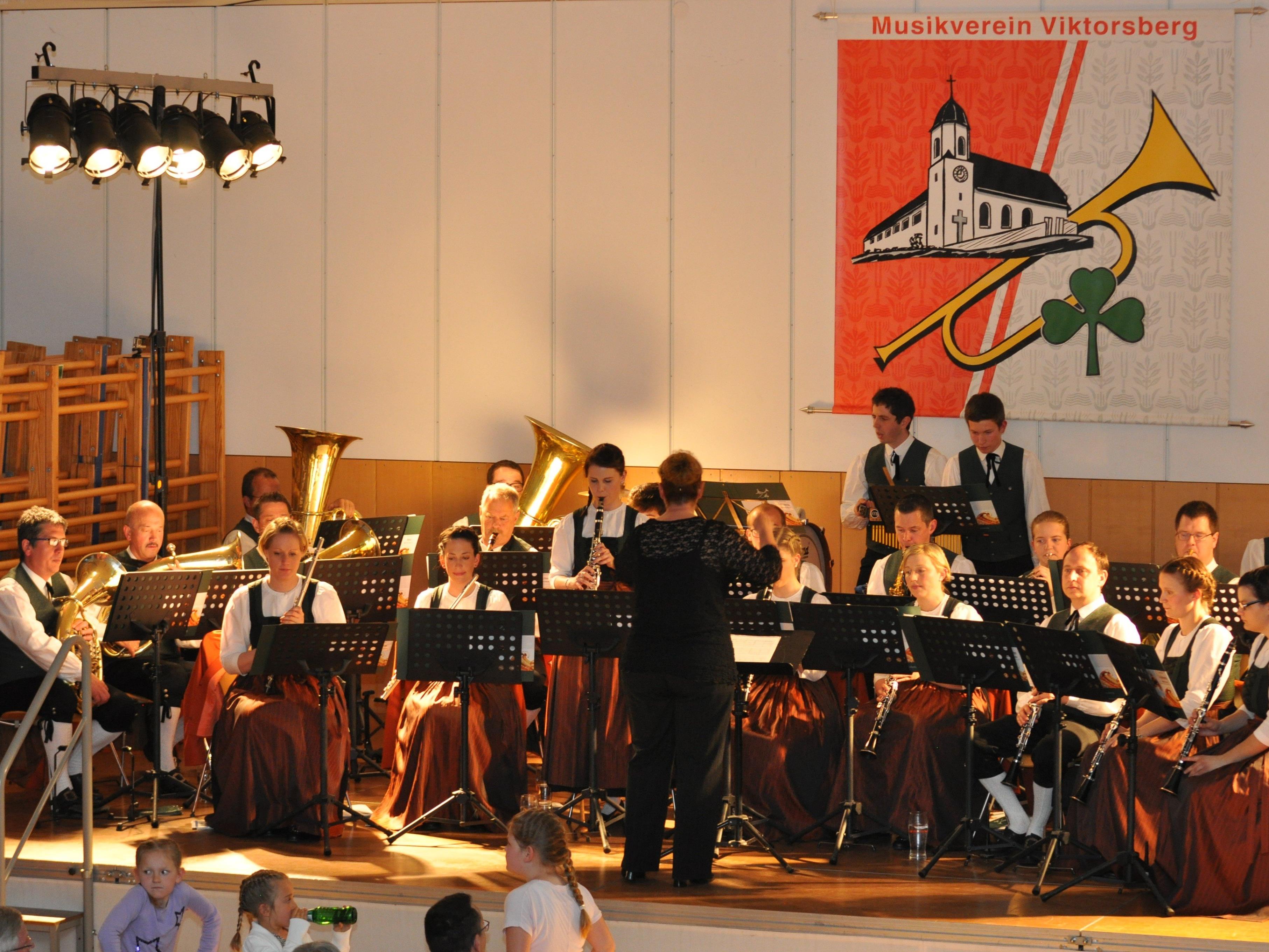 Volles Haus und gute Stimmung  beim Jubiläumskonzert des Musikvereines Viktorsberg