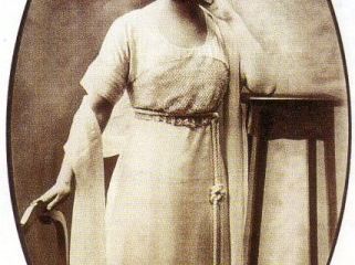 ››An Dich‹‹ so heißt eine zarte, flüchtige Klavierminiatur der kroatischen Nationalkomponistin Dora Pejacevic, deren prachtvolles Klavierquartett im November erklingen wird. ››An Dich‹‹ so heißt eine zarte, flüchtige Klavierminiatur der kroatischen Nationalkomponistin Dora Pejacevic, deren prachtvolles Klavierquartett im November erklingen wird.