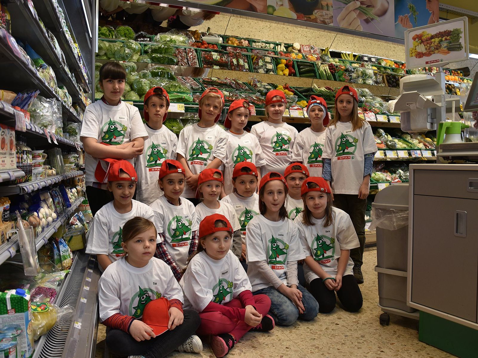 Die Lauteracher Wif-zacks in SPAR-Kiddie-Outfit! Die Lauteracher Wif-zacks in SPAR-Kiddie-Outfit!