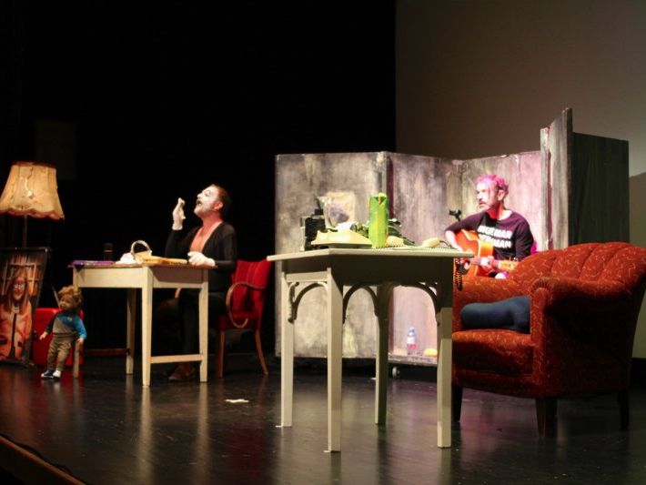 Stermann und Grissemann ulkten ohne Unterlass auf der Kulturbühne AmBach in Götzis. Stermann und Grissemann ulkten ohne Unterlass auf der Kulturbühne AmBach in Götzis.