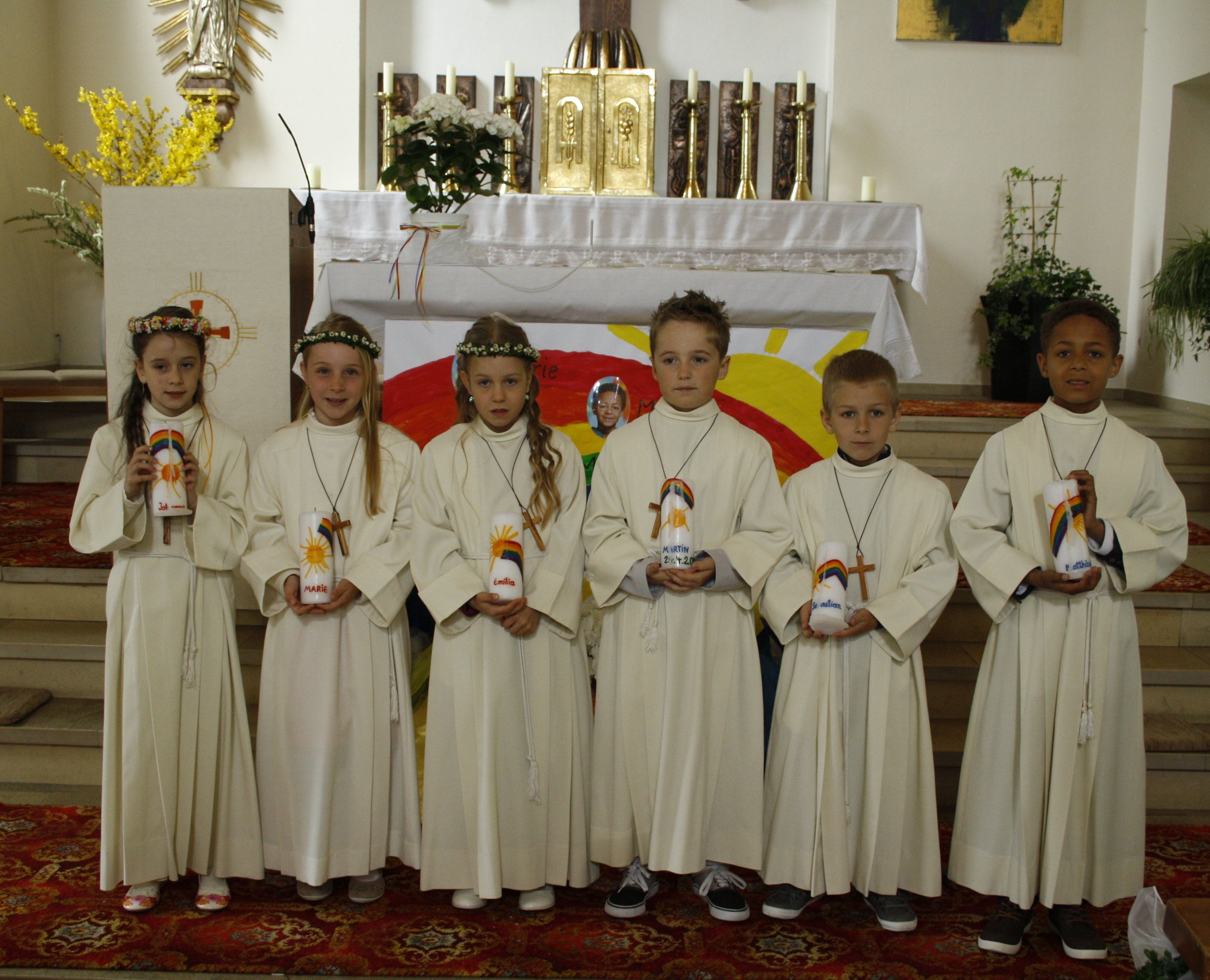 Die sechs Erstkommunikanten aus Stallehr, Bings und Radin Die sechs Erstkommunikanten aus Stallehr, Bings und Radin
