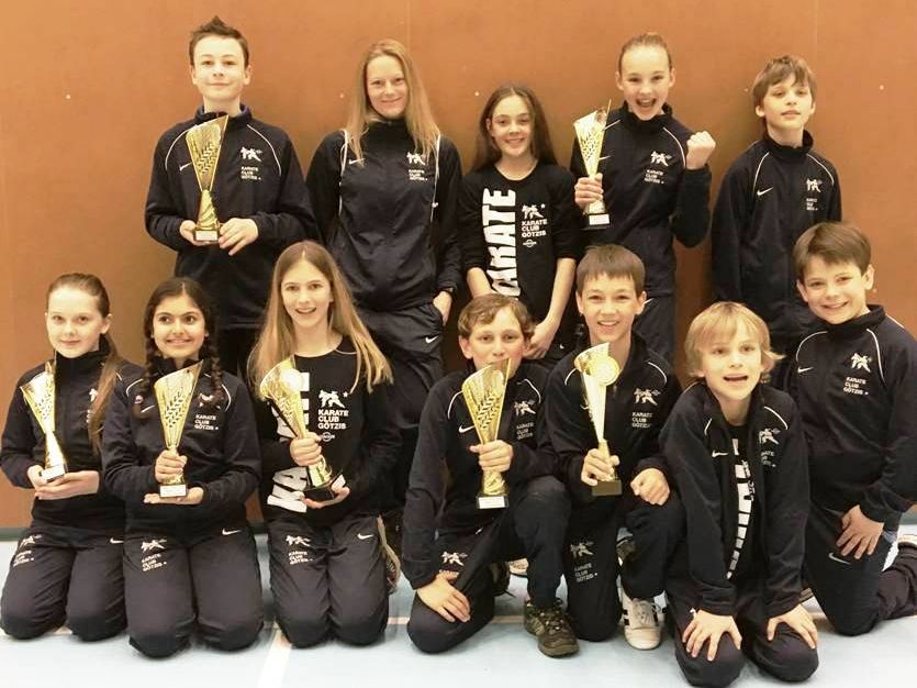 Das starke Nachwuchs Team des Karateclubs Götzis Das starke Nachwuchs Team des Karateclubs Götzis