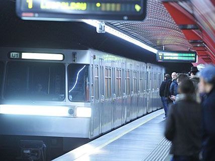 In der U-Bahn-Station am Schwedenplatz kam es zu einem Feuerwehr-Einsatz In der U-Bahn-Station am Schwedenplatz kam es zu einem Feuerwehr-Einsatz