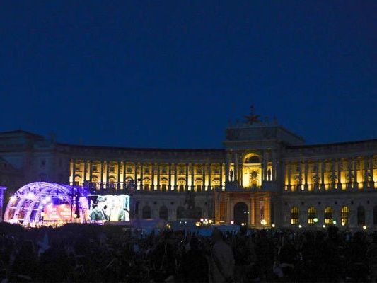 Das Konzert der Symphoniker stehen im Zentrum der Feierlichkeiten Das Konzert der Symphoniker stehen im Zentrum der Feierlichkeiten