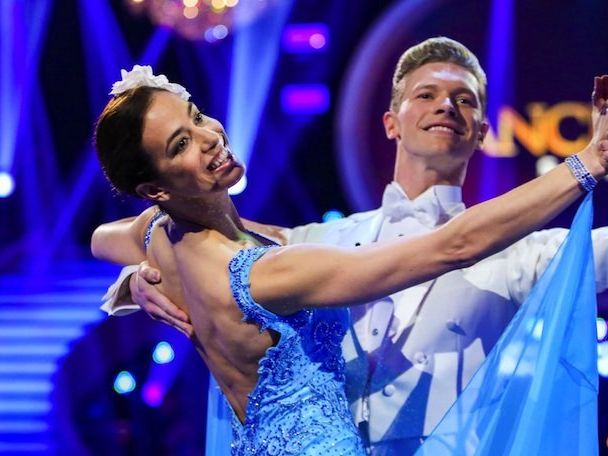 Nina Hartmann & Paul Lorenz sind bei den "Dancing Stars" ausgeschieden Nina Hartmann & Paul Lorenz sind bei den "Dancing Stars" ausgeschieden
