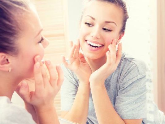 Unreiner Haut den Kampf ansagen - so geht es richtig. Unreiner Haut den Kampf ansagen - so geht es richtig.