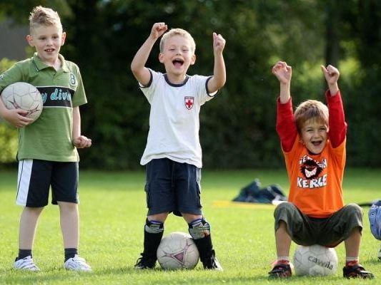 Die Rätia lädt zum integrativen Fußballturnier Die Rätia lädt zum integrativen Fußballturnier