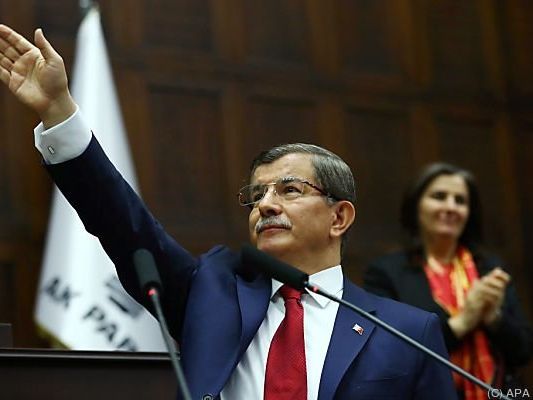 Davutoglu verlor Machtkampf gegen Erdogan Davutoglu verlor Machtkampf gegen Erdogan