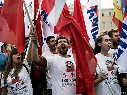 Protestaktionen gingen auch am Sonntag weiter Protestaktionen gingen auch am Sonntag weiter