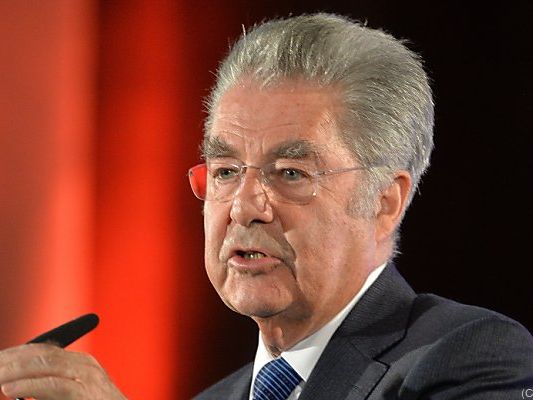 Fischer sieht Türkei derzeit nicht "EU-reif" Fischer sieht Türkei derzeit nicht "EU-reif"