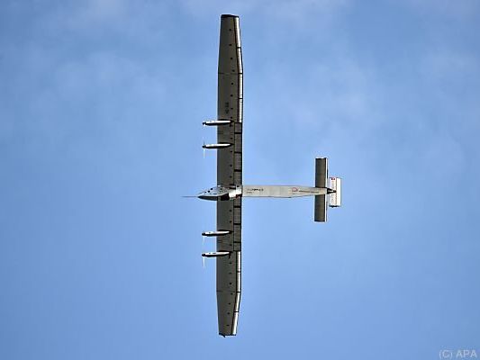 Flug dürfte knapp 18 Stunden dauern Flug dürfte knapp 18 Stunden dauern
