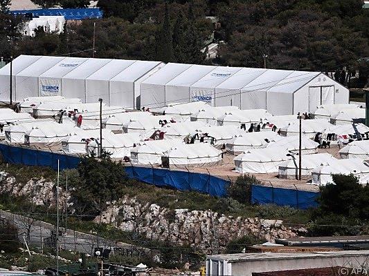 In Schisto verweigern Flüchtlinge seit zwei Tagen das Essen