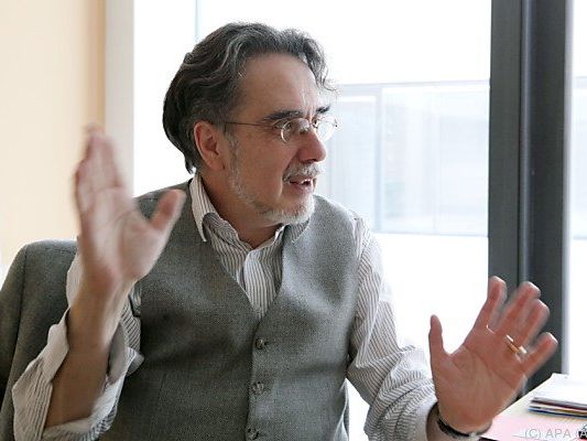 "Terra Nova" ist Rainer Mennicken ein großes Anliegen "Terra Nova" ist Rainer Mennicken ein großes Anliegen