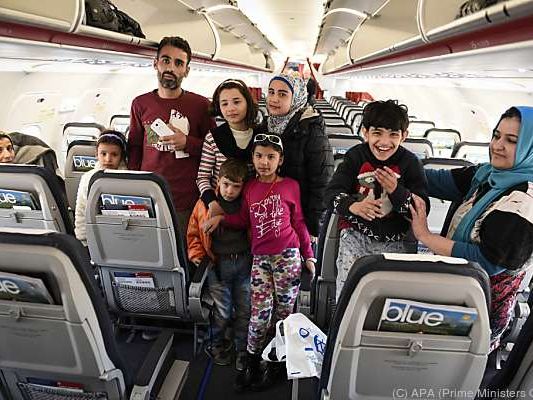 Von 20.000 Schutzsuchenden wurden nur 355 verteilt Von 20.000 Schutzsuchenden wurden nur 355 verteilt