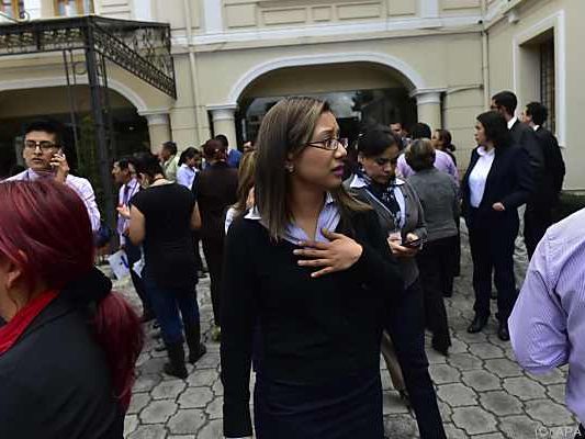 Angst nach neuerlichen Beben in Ecuador Angst nach neuerlichen Beben in Ecuador