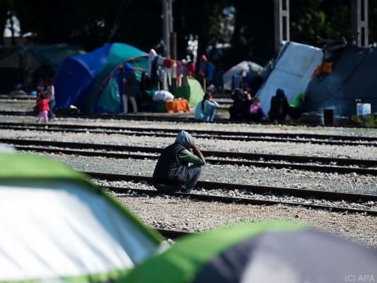 Im Flüchtlingslager Idomeni soll es bereits ein Bordell geben Im Flüchtlingslager Idomeni soll es bereits ein Bordell geben