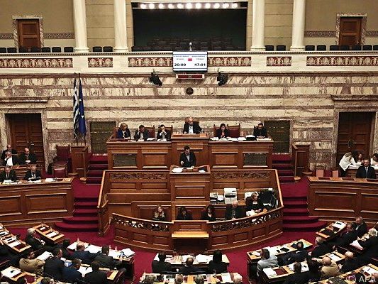 Am Sonntagabend stimmt das Parlament über die Maßnahmen ab Am Sonntagabend stimmt das Parlament über die Maßnahmen ab