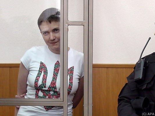 Die seit Monaten in Russland inhaftierte ukrainische Kampfpilotin Nadja Sawtschenko ist frei.