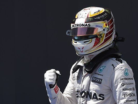Hamilton freute sich über sein gutes Qualifying Hamilton freute sich über sein gutes Qualifying