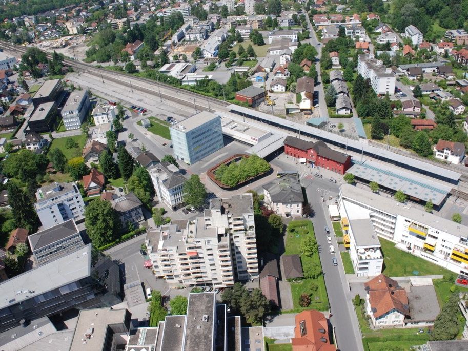 Auch die ÖBB haben am Bahnhof Dornbirn ein Alkoholkonsumationsverbot im Rahmen der geltenden Hausordnung eingeführt Auch die ÖBB haben am Bahnhof Dornbirn ein Alkoholkonsumationsverbot im Rahmen der geltenden Hausordnung eingeführt