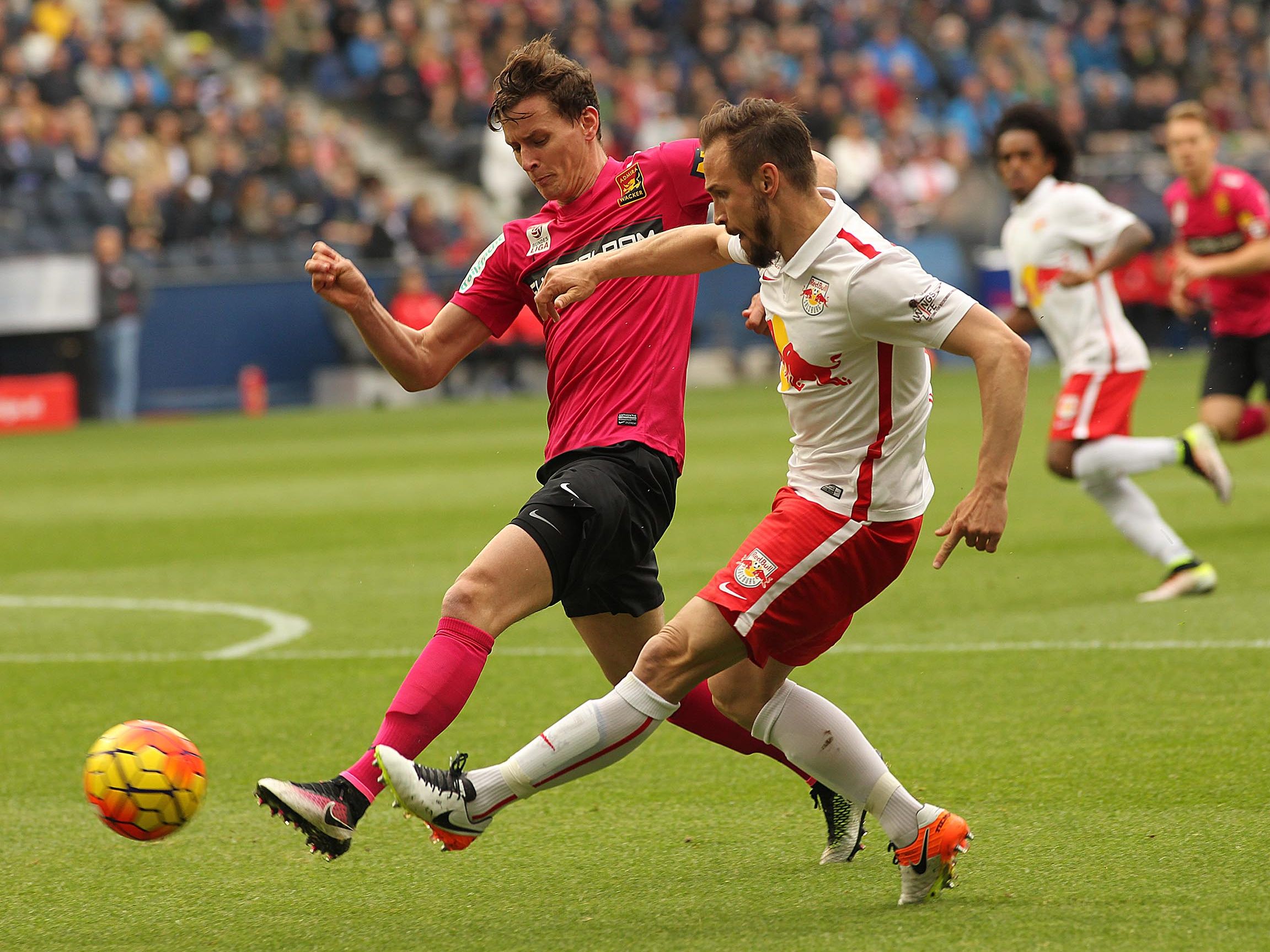 Am Mittwoch treffen Red Bull Salzburg und Admira Wacker Mödling aneinander. Am Mittwoch treffen Red Bull Salzburg und Admira Wacker Mödling aneinander.
