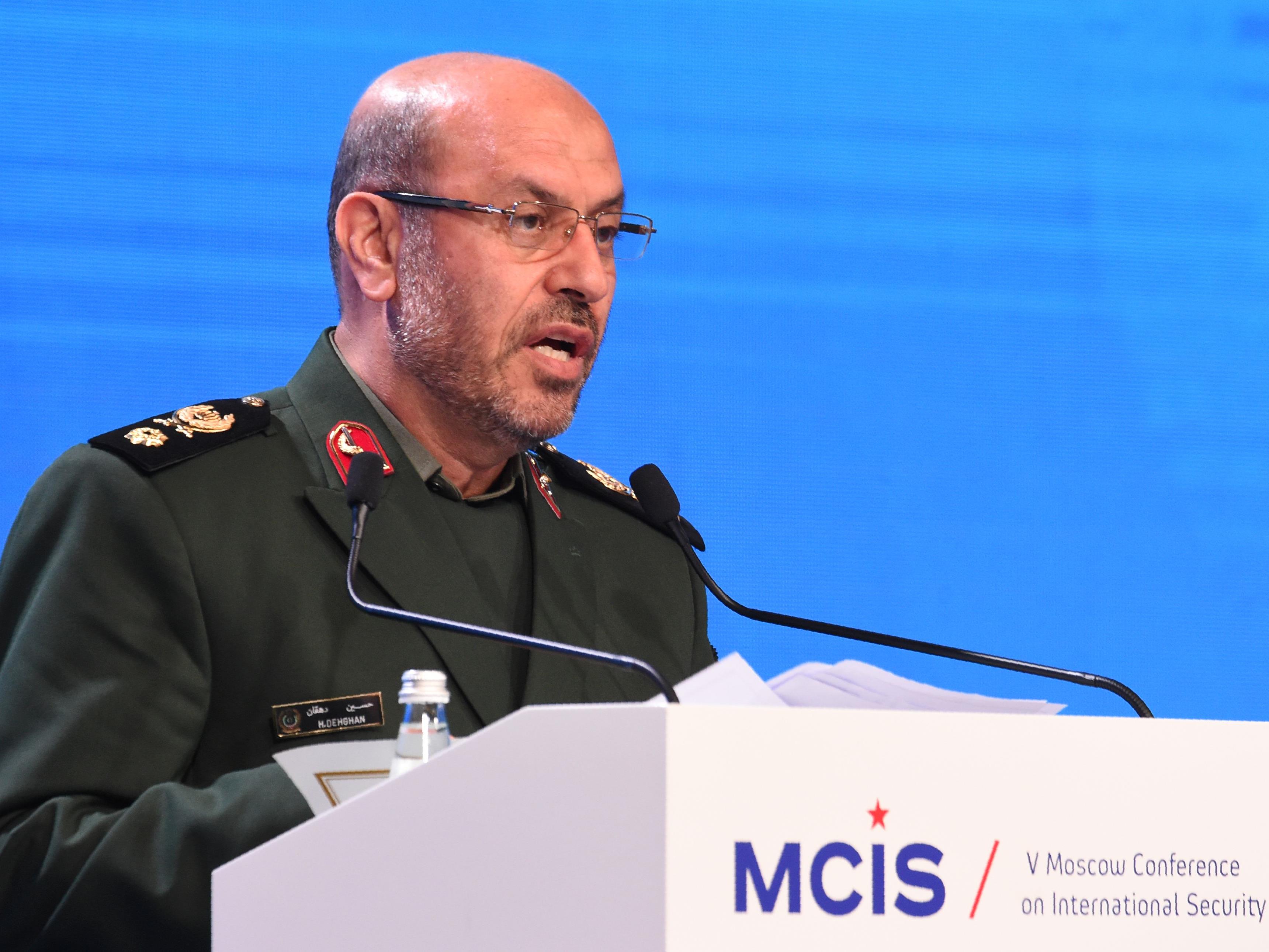 Irans Verteidigungsminister Hussein Dehgahn dementiert Berichte, wonach das Land eine neue Mittelstreckenrakete getestet habe.