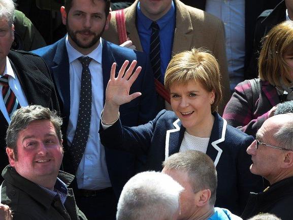 Die schottischen Nationalisten und Unabhängigkeitsbefürworter um Parteichefin Nicola Sturgeon errangen bei den Regionalwahlen am Donnerstag die meisten Sitze.