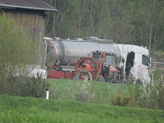 Ein Tankwagen eines Schlachtabfallverwerters auf einem Vorarlberger Bauernhof weckte Argwohn.