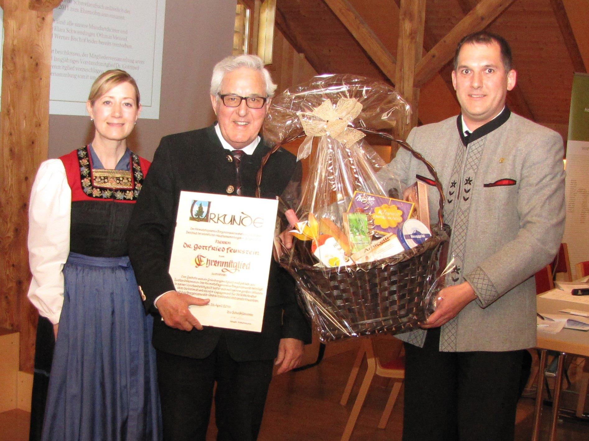 Renate Hirschmann, Dr. Gottfried Feurstein und Obmann Richard Bilgeri.